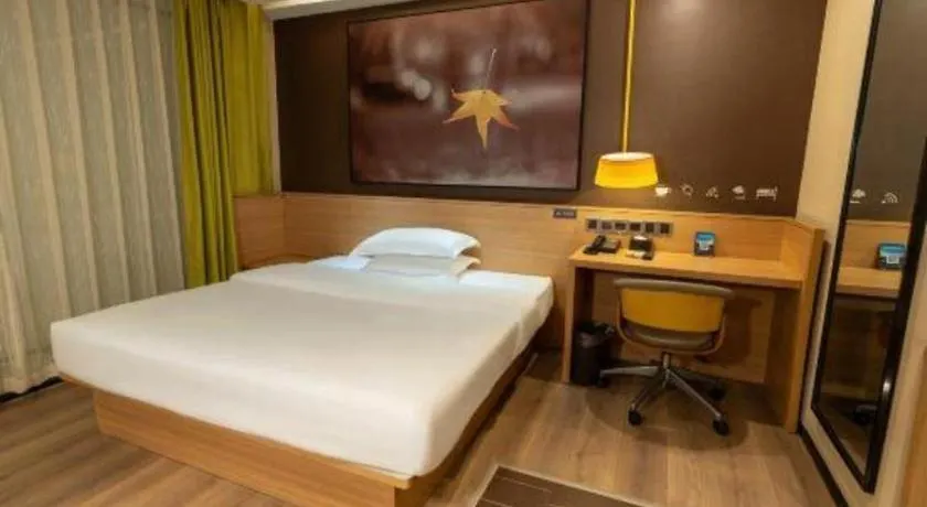 Iu Hotel Zhengzhou Wenhua Road Sanquan Road Branch